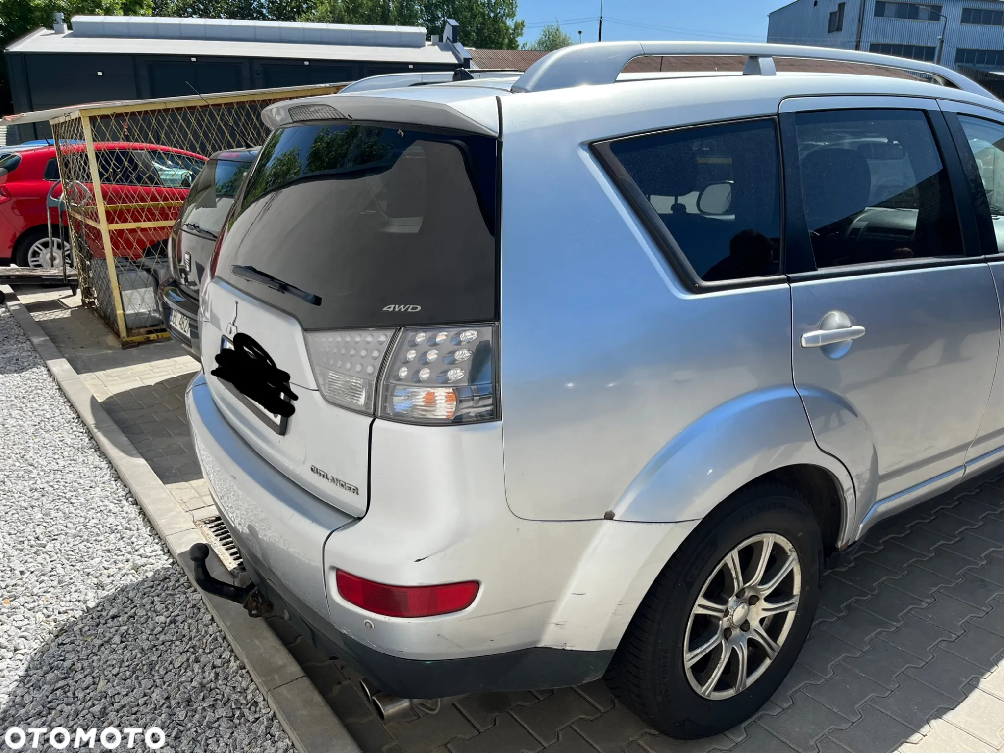 Mitsubishi Outlander 2.0 DID Intense - 3