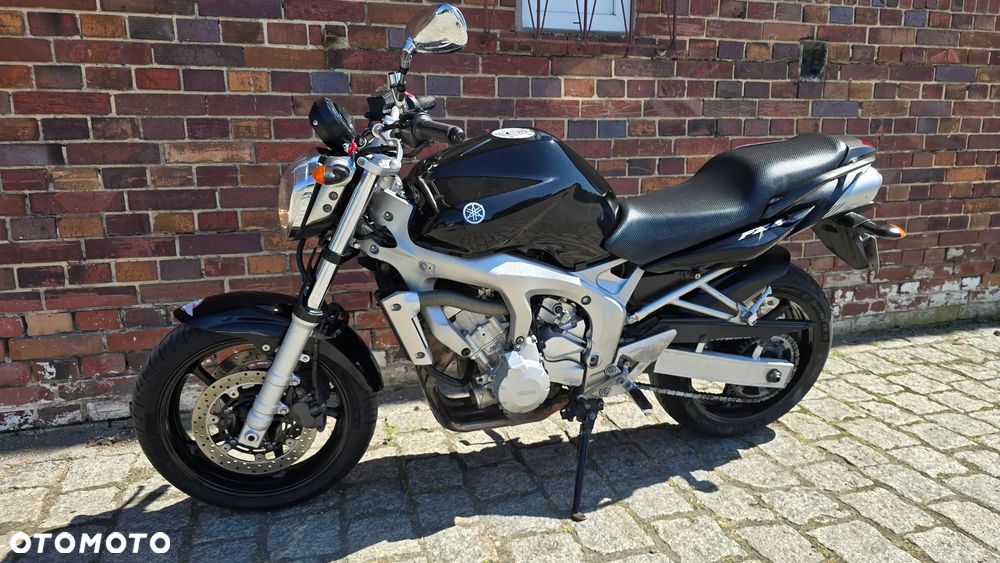 Yamaha FZ6 - 2