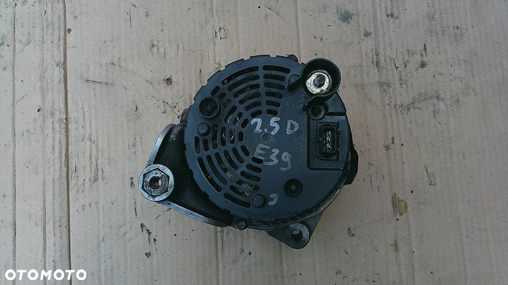 BMW E39 2.5D ALTERNATOR - 6