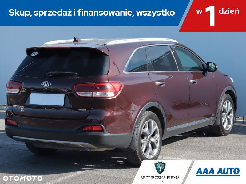 Kia Sorento - 7