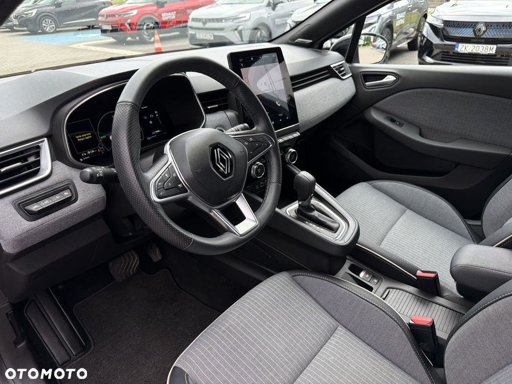 Renault Clio - 10