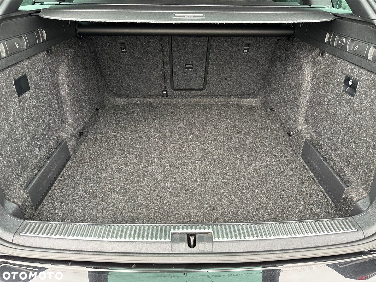 Skoda Superb 2.0 TSI 4x4 L&K DSG - 9