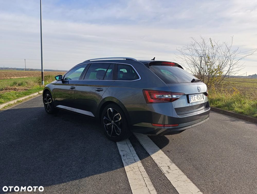 Skoda Superb 2.0 TDI 4x4 DSG Style - 2