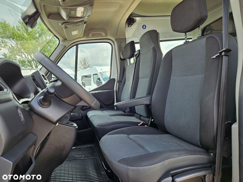 Renault Master L3H2 *99999zł Netto* Brygadówka 7 osób 2.3 dCi/136KM - 17