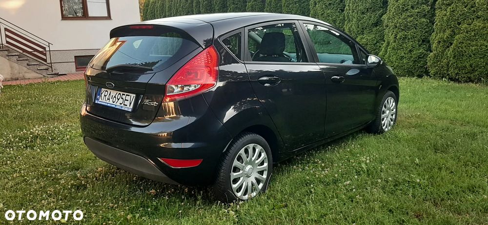 Ford Fiesta - 10