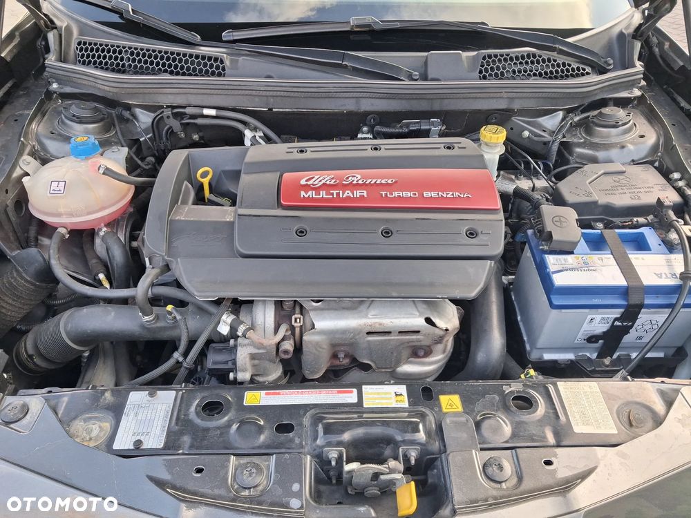 Alfa Romeo Giulietta 1.4 TB 16V Multiair Collezione - 14