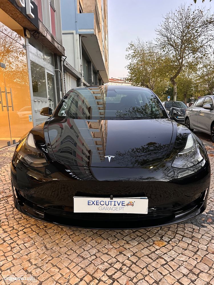 Tesla Model 3 - 2