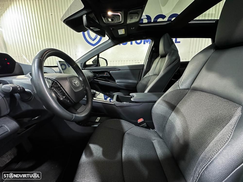 Toyota bZ4X 71,4 kWh Premium AWD - 9