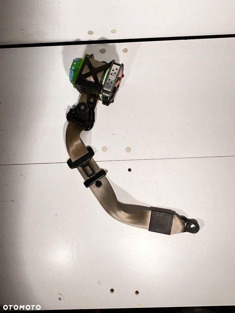 8J8 857 705 D Pas bezpieczeństwa fotela Audi TT TTS Mk2 2008 PRZÓD KOMPLET - 7