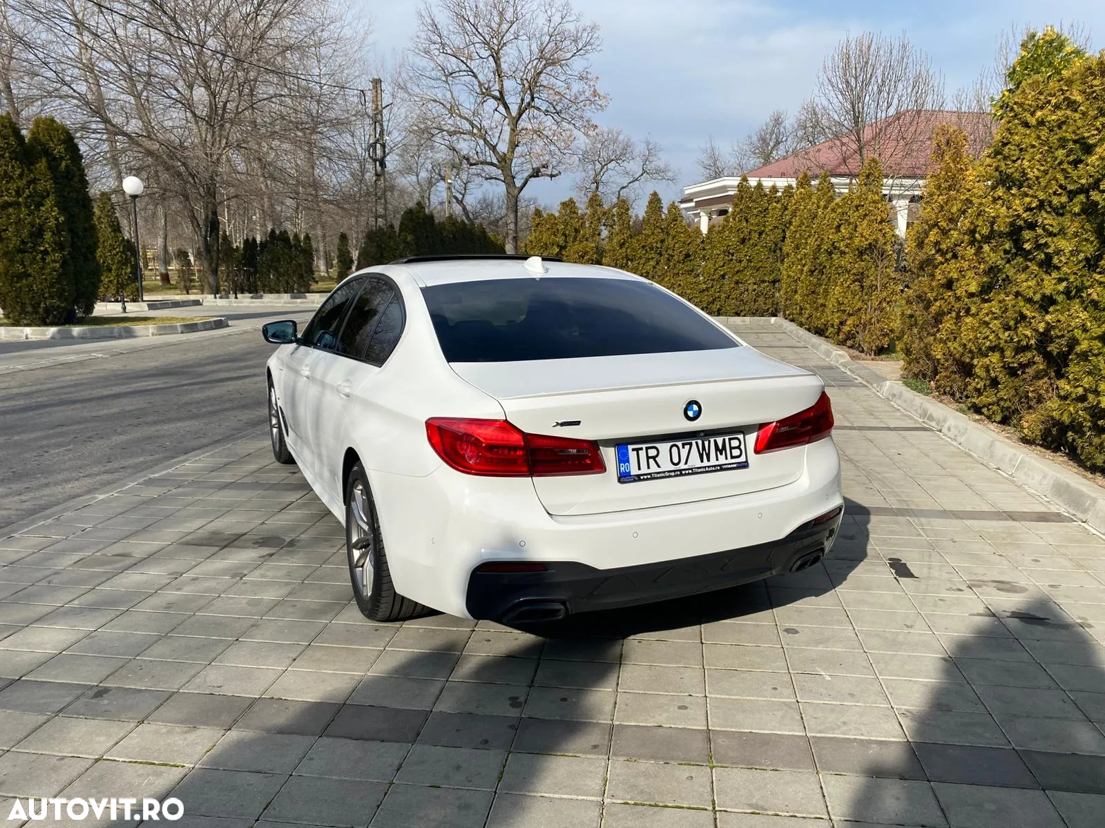 BMW Seria 5 530e xDrive AT PHEV - 3
