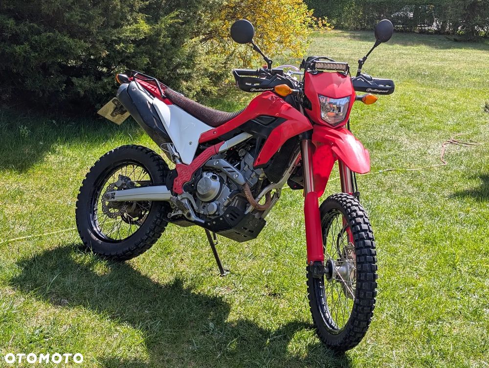 Honda CRF - 1