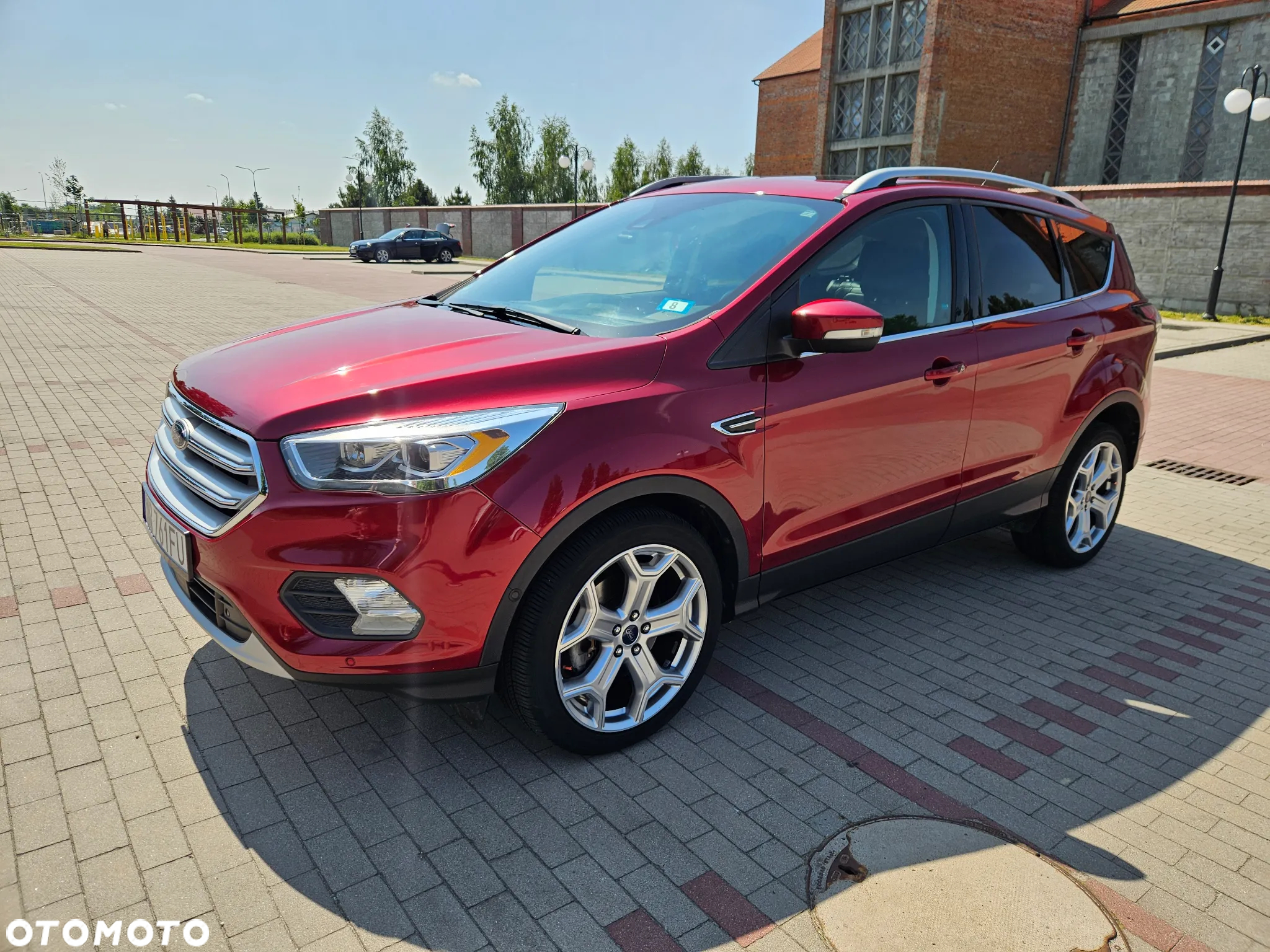 Ford Escape 2.0 EcoBoost AWD Titanium - 2