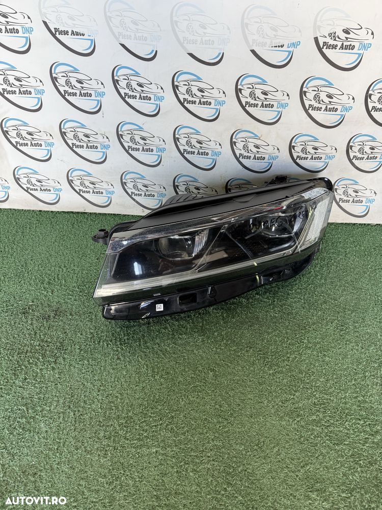 Far stanga vw volkswagen Touareg full led 2018-2023 - 2