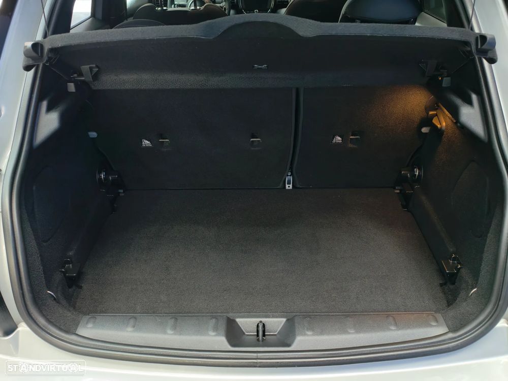 MINI 5 Portas Cooper D - 32