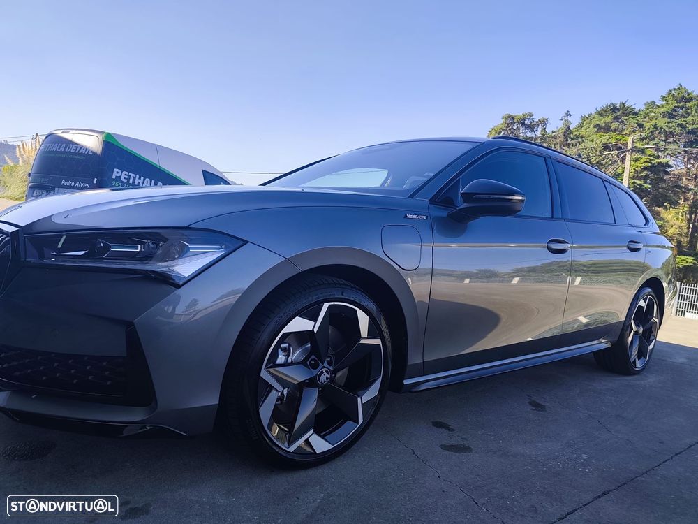 Skoda Superb 1.5 TSI iV Sportline DSG - 17