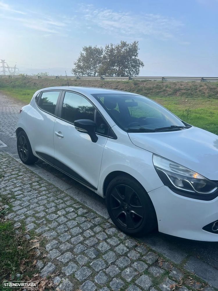 Renault Clio 1.5 dCi # - 9