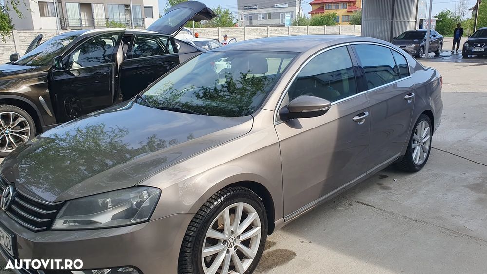 Volkswagen Passat - 5