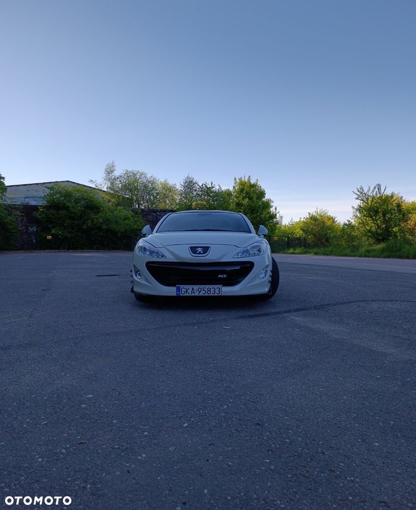 Peugeot RCZ - 2