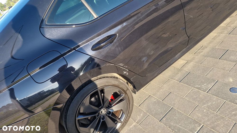 Skoda Octavia 2.0 TDI RS DSG - 9