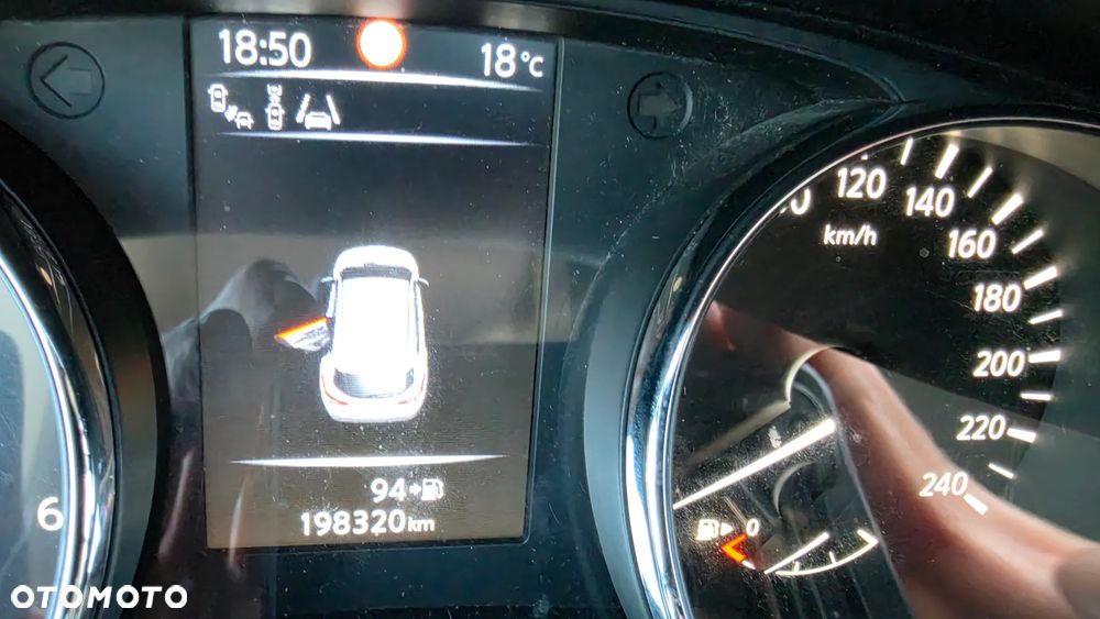 Nissan Qashqai 1.5 dCi Tekna+ - 18