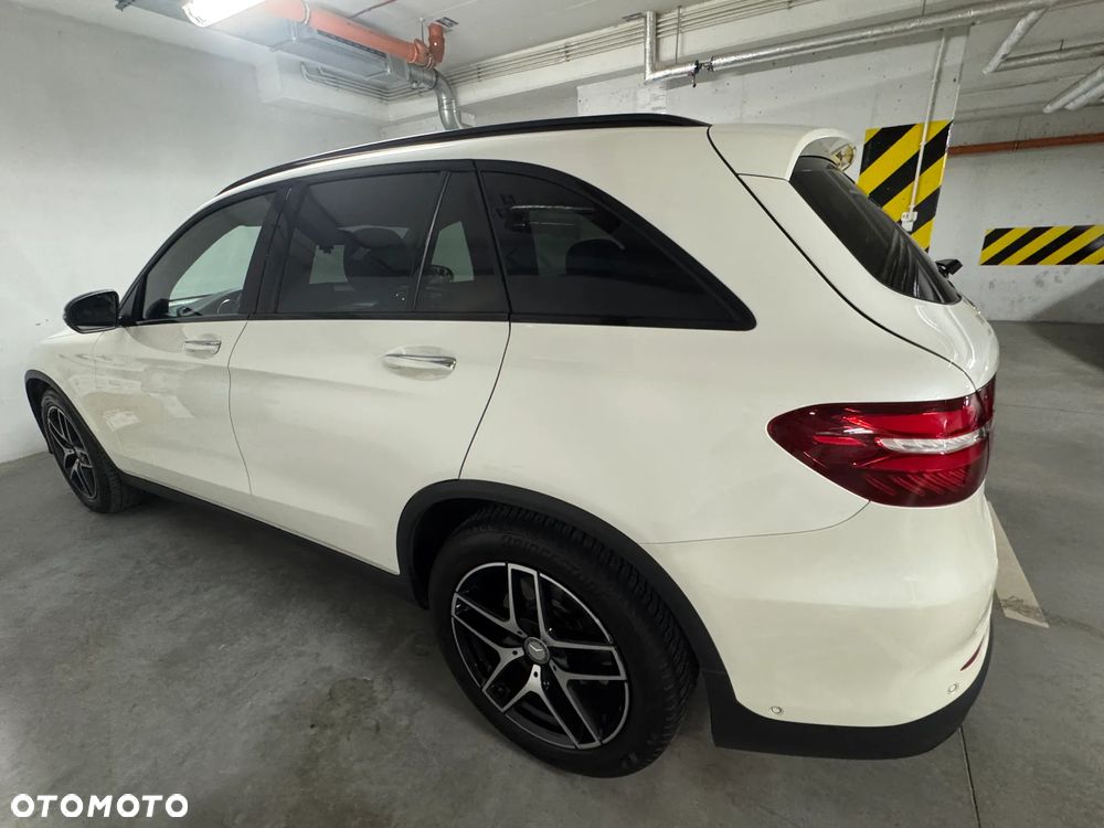 Mercedes-Benz GLC 250 4-Matic - 2