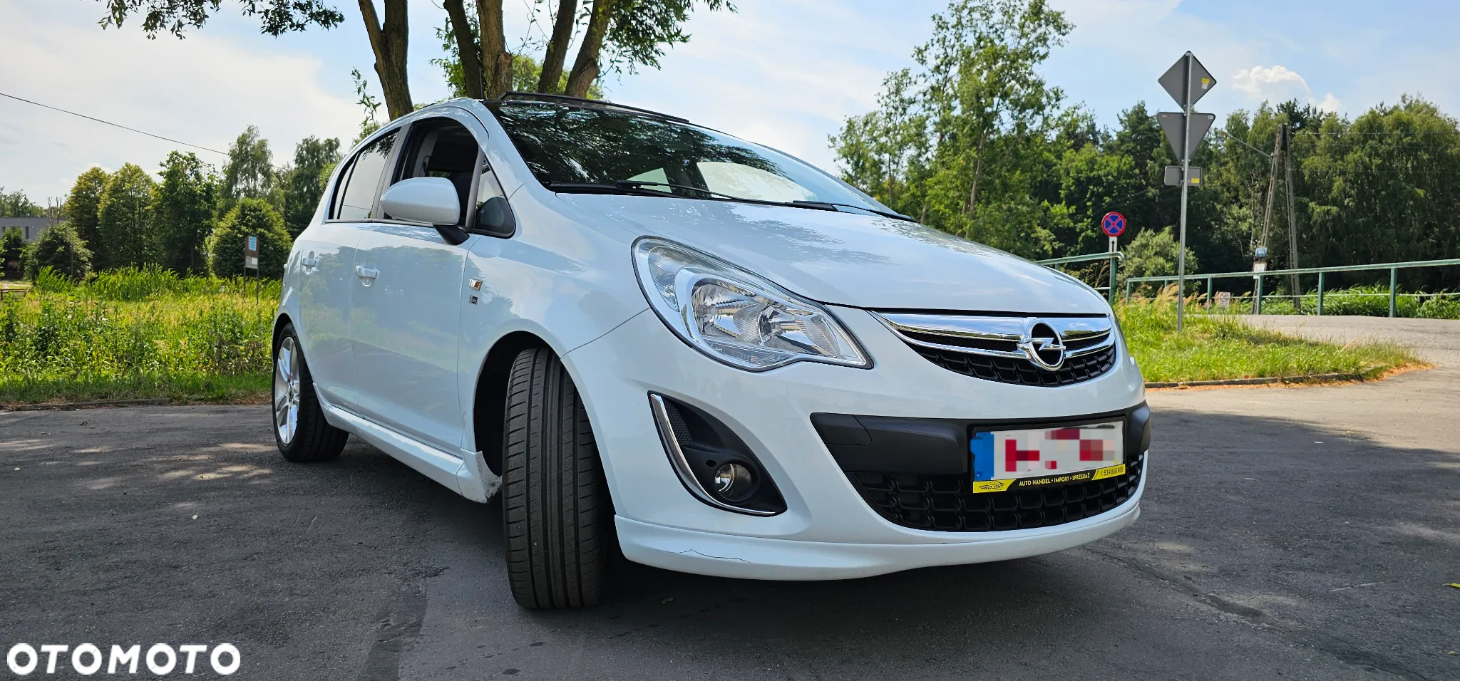Opel Corsa 1.4 16V 150 Jahre - 7