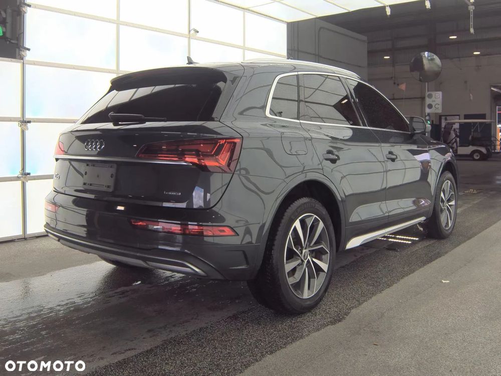 Audi Q5 45 TFSI quattro S tronic S line business - 2