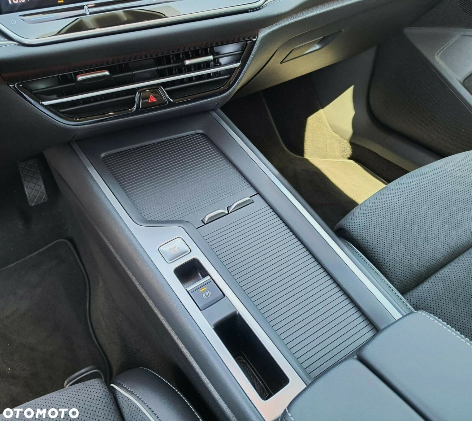 Volkswagen Passat - 22