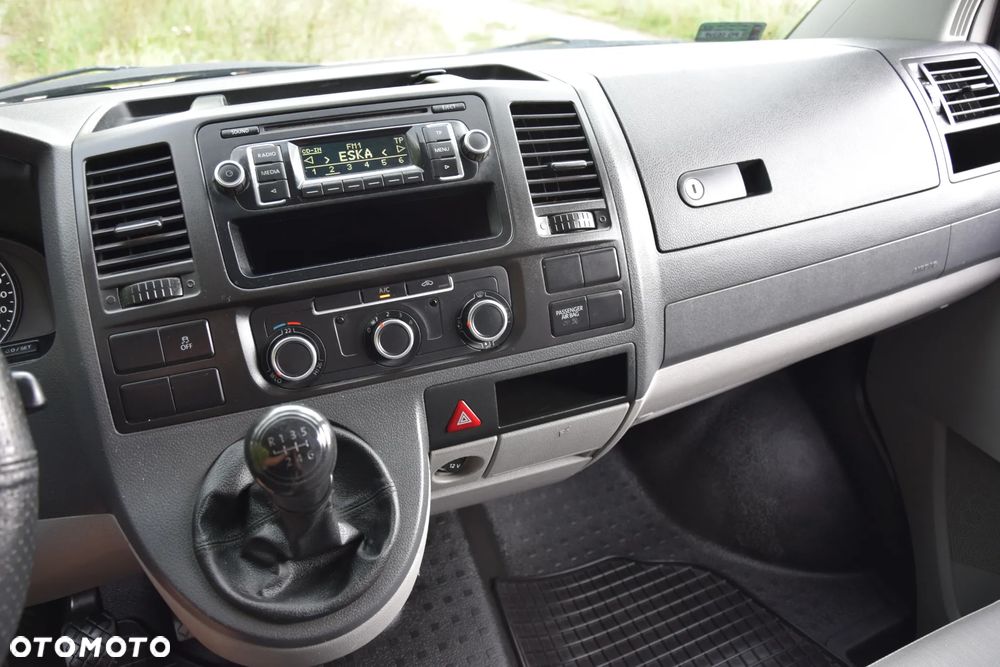 Volkswagen Transporter T5 TDI L1H2 - 19