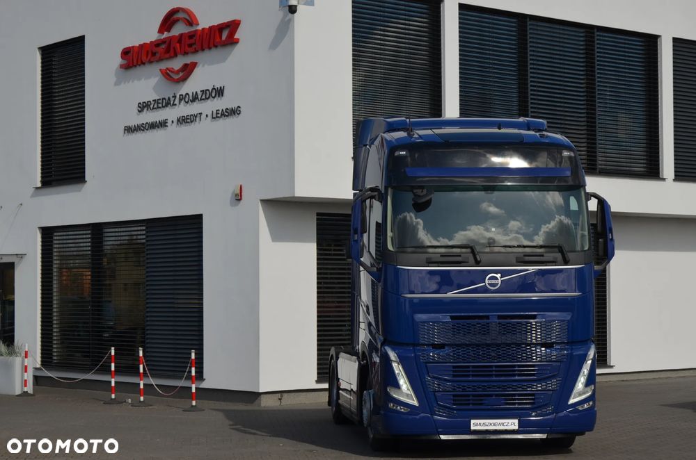 Volvo FH 5 / NEW / I-SAVE / KLIMA P. / LED / NAVI / KAMERA / 9444 - 3