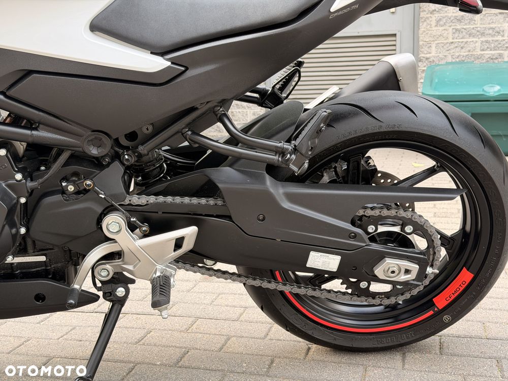 CFMoto 450NK - 30