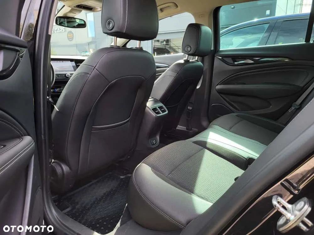 Opel Insignia 2.0 CDTI Executive S&S - 23
