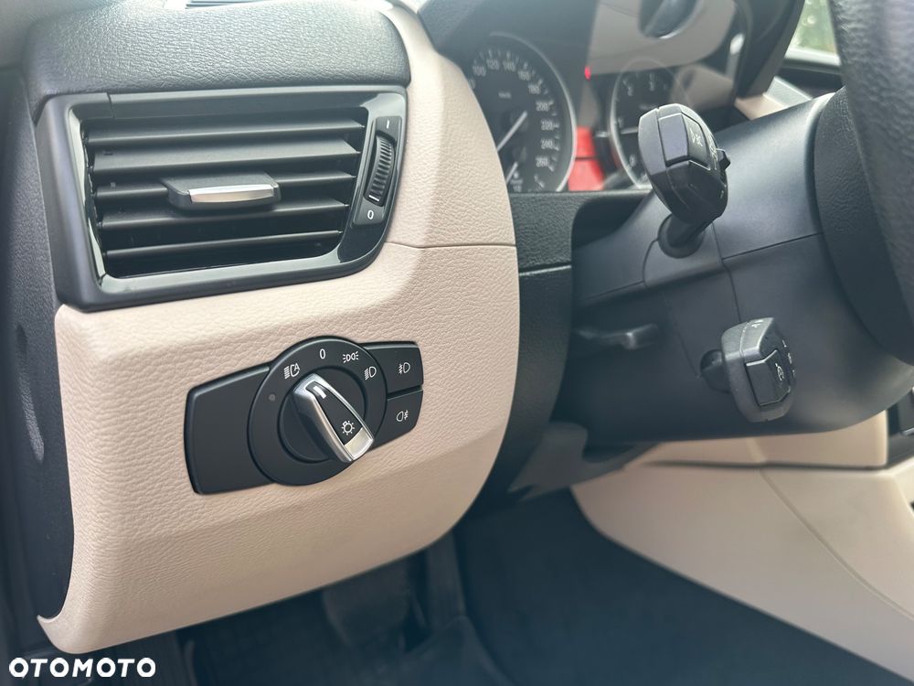 BMW X1 - 12