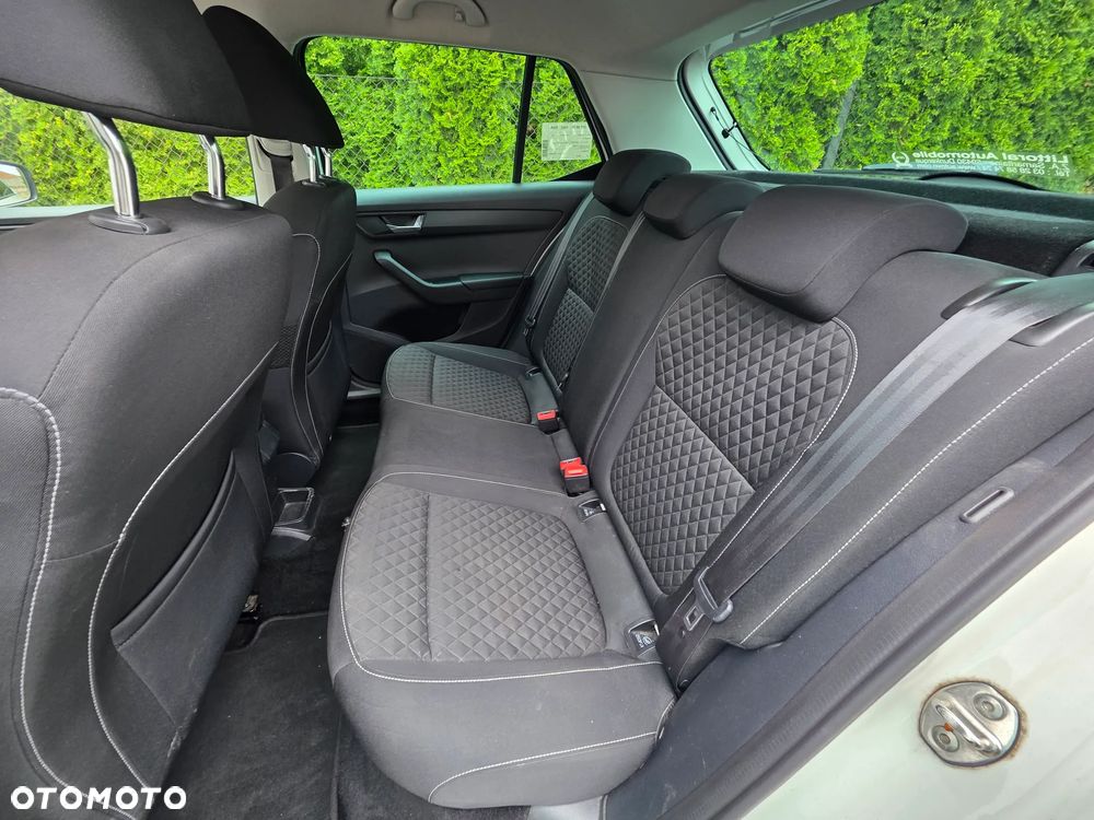 Skoda Fabia 1.0 MPI Drive - 10