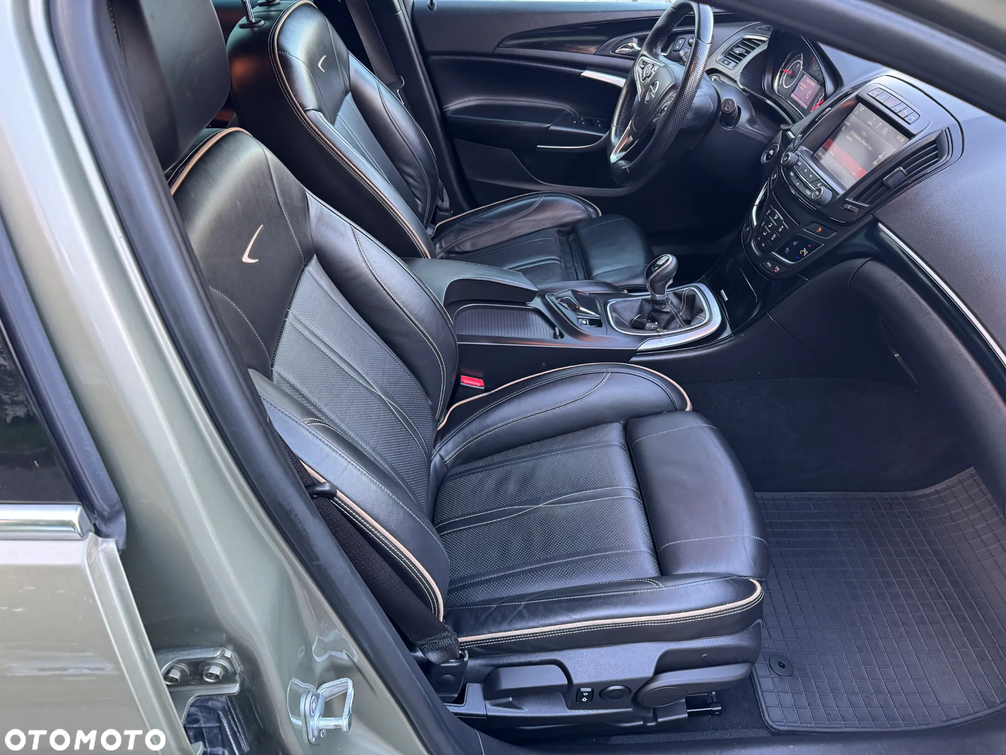 Opel Insignia 2.0 CDTI Cosmo 4x4 S&S - 10