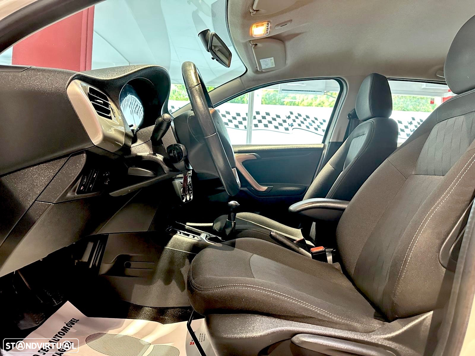 Citroën C-Elysée 1.6 BlueHDi Exclusive - 9