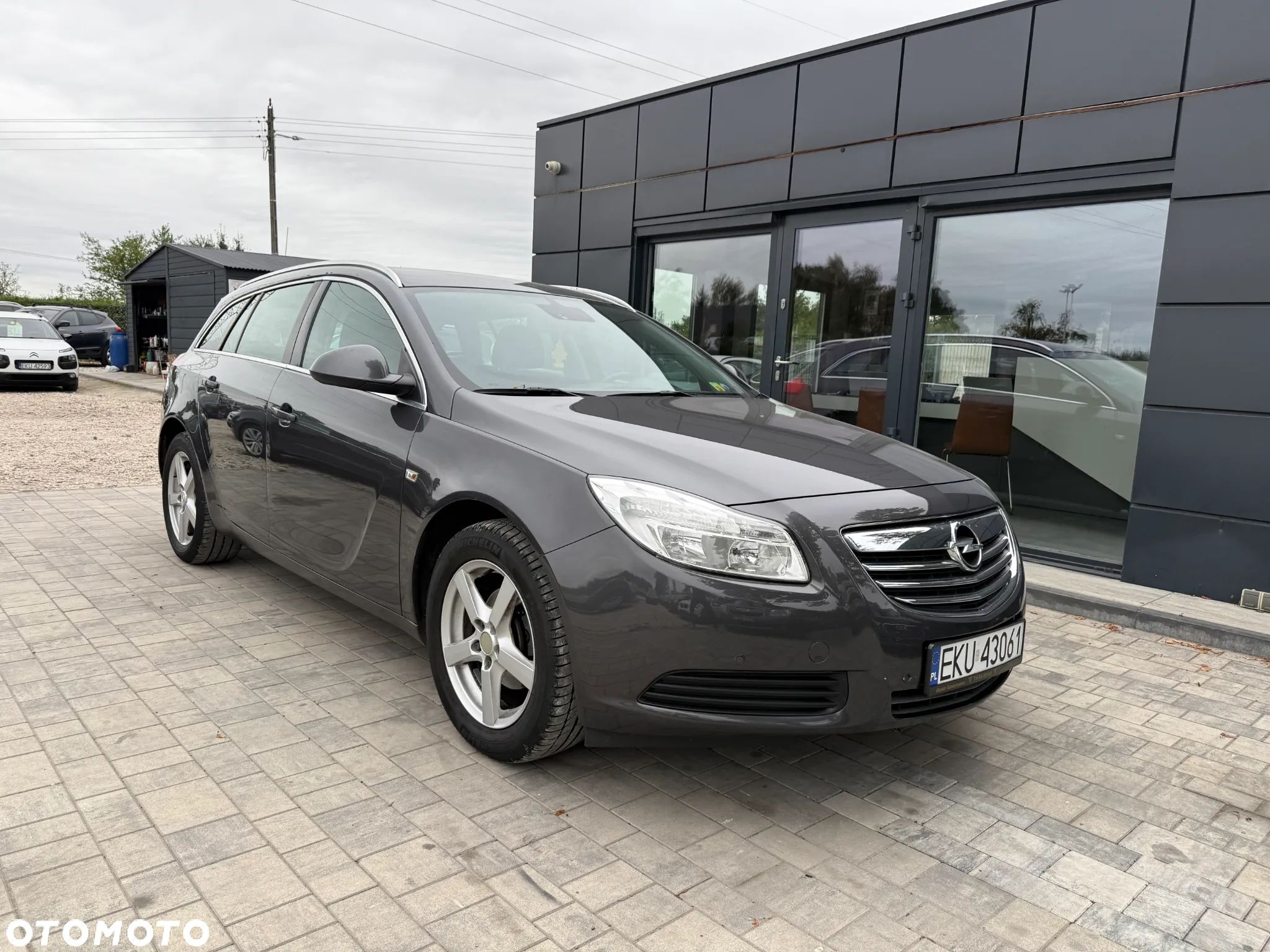 Opel Insignia 1.8 - 1