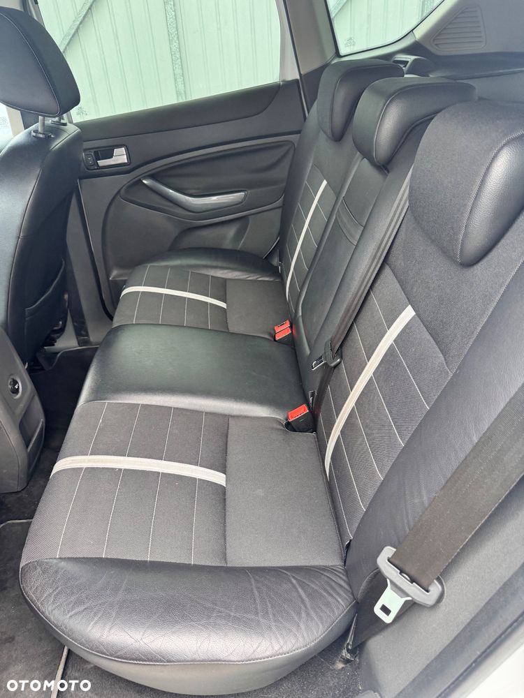 Ford Kuga 2.0 TDCi Titanium MPS6 - 14