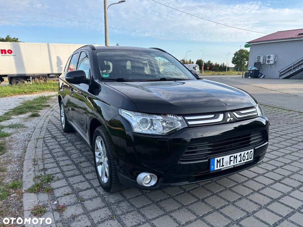 Mitsubishi Outlander 2.2 DI-D 4WD Diamant Edition - 18