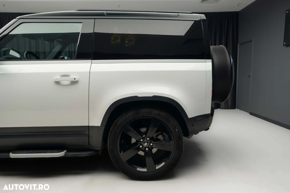 Land Rover Defender 90 3.0 D250 MHEV SE - 8