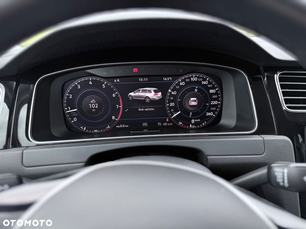 Volkswagen Golf Variant - 33