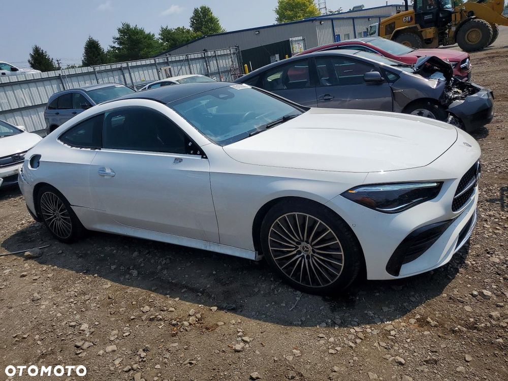 Mercedes-Benz CLE 450 4Matic 9G-TRONIC Edition AMG Line - 3