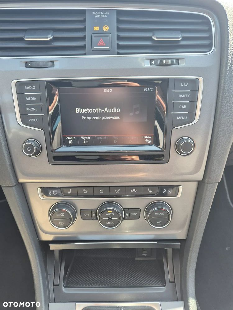 Volkswagen Golf 1.4 TSI BlueMotion Technology Lounge - 24