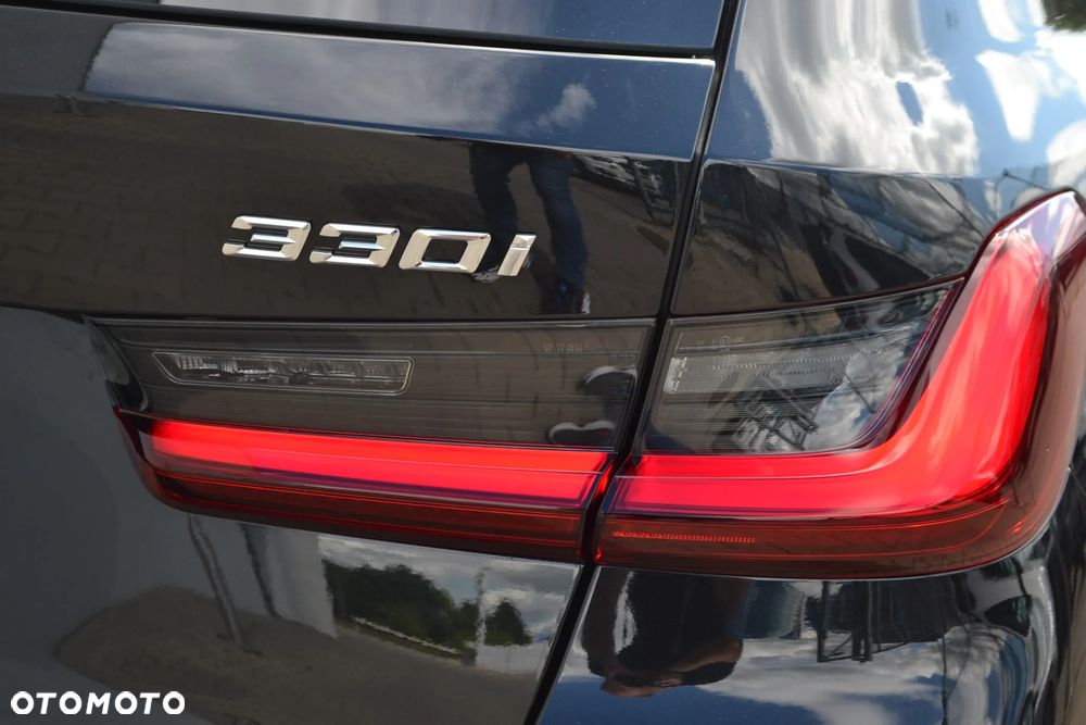 BMW Seria 3 330i xDrive M Sport sport - 6
