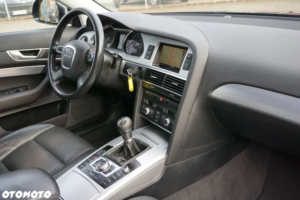 Audi A6 Avant - 18