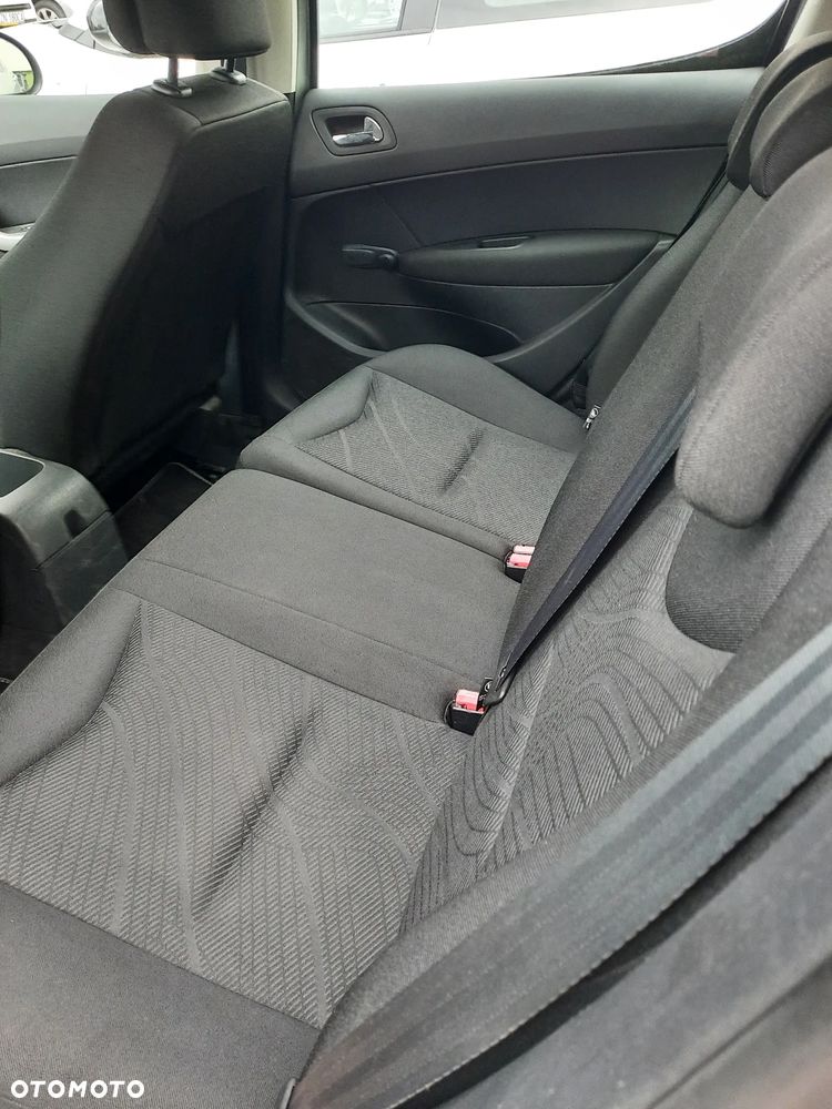 Peugeot 308 2009 photo 4