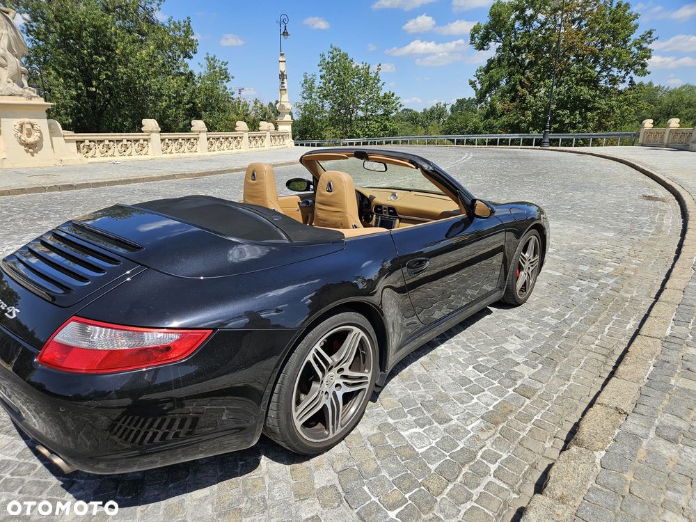 Porsche 911 Carrera 4 S Tiptronic - 4