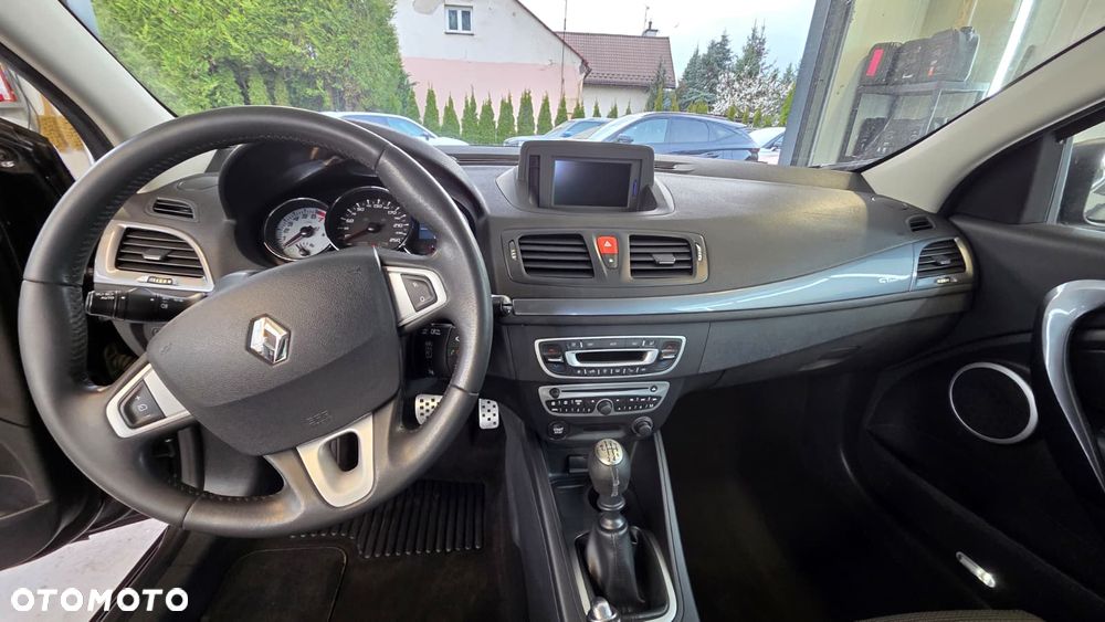Renault Megane TCe 130 GT Line - 25