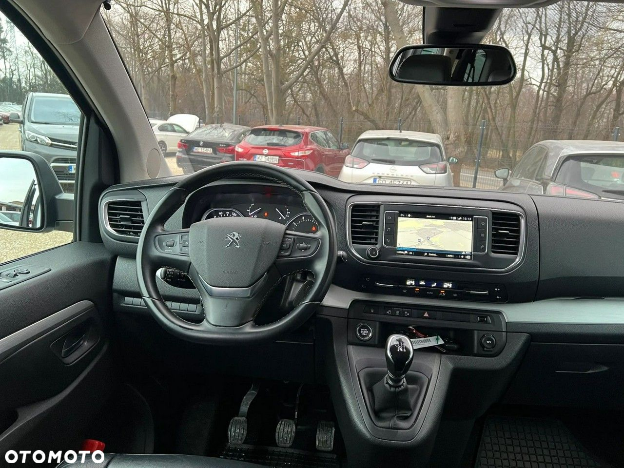Peugeot Traveller 2.0 BlueHDi Long Business Vip - 19