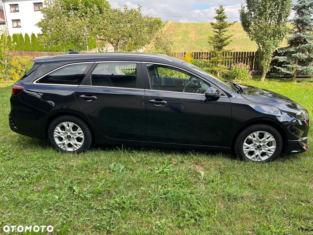 Kia Ceed 1.5 T-GDI Business Line Plus - 14